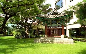 Onyang Hot Spring Hotel